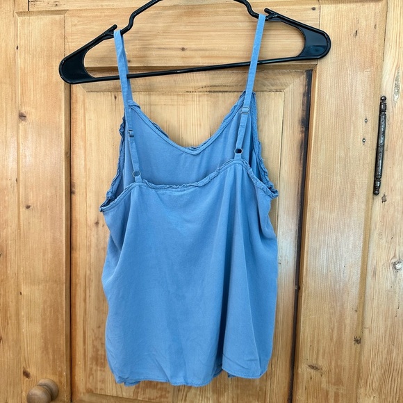 🎉Old Navy Blue Cami Size Small Adjustable Shoulder Straps - Picture 2 of 7